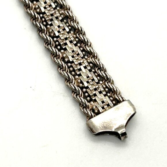 Sterling Silver Woven Bracelet 7.5 in. 18.67 Grams Lobster Clasp Made In Italy - Picture 7 of 14